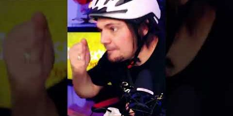 Mapa MINECRAFT w SYMULATORZE ROWERU! 2.0 🚵‍♀️ Descenders Mody #Shorts