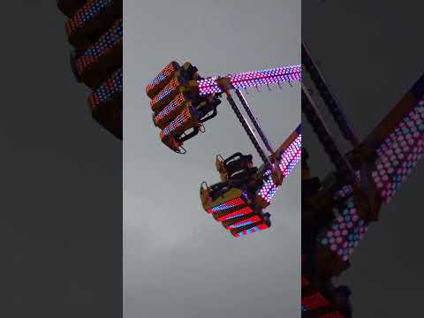 vlog-juniorsky-lara-lily-kinga-darek-na-karuzelach-volksfest-juniorsky-vlog.jpg 🚣♂️ VLOG : JUNIORSKY, LARA, LILY, KINGA, DAREK NA KARUZELACH! (Volksfest) | Juniorsky Vlog
